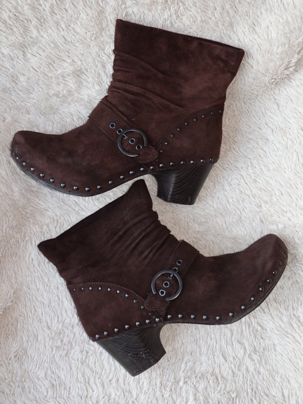 Women's Size EU 40 (US 9.5-10) Dansko Nikita Kid Suede Chocolate Boot, Like New